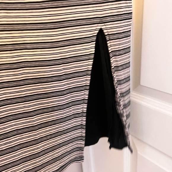 Victoria’s Secret stripe pattern dress - Picture 4 of 5